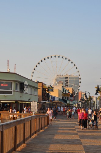 Myrtle Beach Boardwalk Gathering Spot (image credit: Curt Ailes)